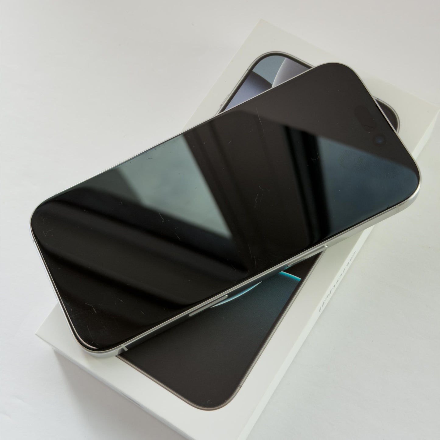 iPhone 16 Pro - 512GB White Titanium (Unlocked)