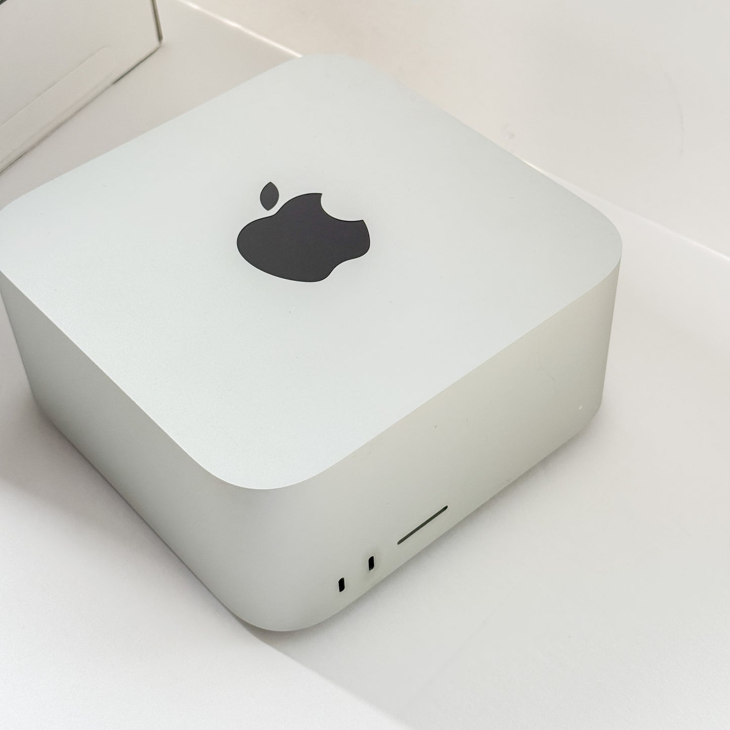 Mac Studio M1 Max - 10C CPU - 32C GPU - 64GB - 2TB