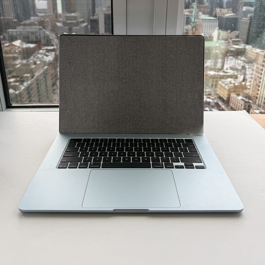MacBook Air 15” - M4 Chip - 16GB RAM - 512GB Storage - Sky Blue
