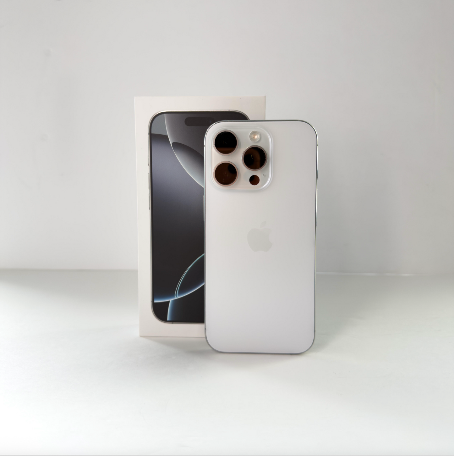 iPhone 16 Pro - 512GB White Titanium (Unlocked)